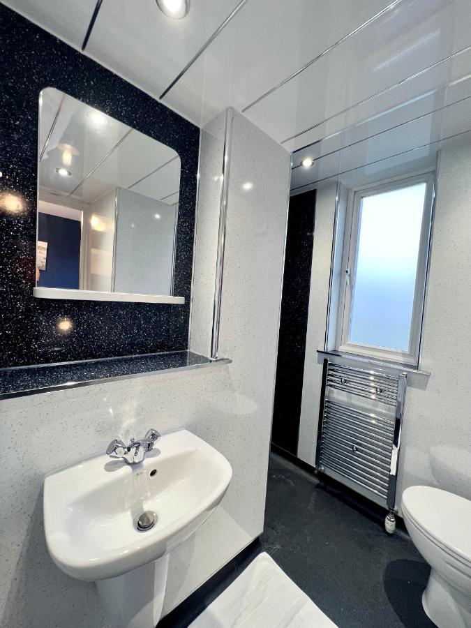 Roost Hill - Free Parking Zone Hotel Edinburgh Room photo
